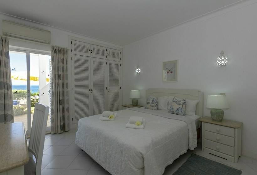 Вилла 3 Спальни, Rocha Brava Village Resort
