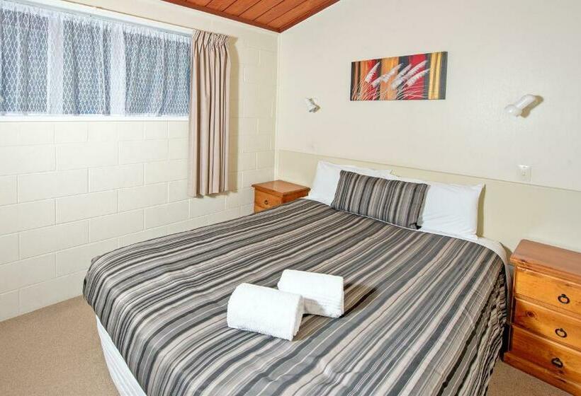带2个卧室的公寓, Tourist Court Motel