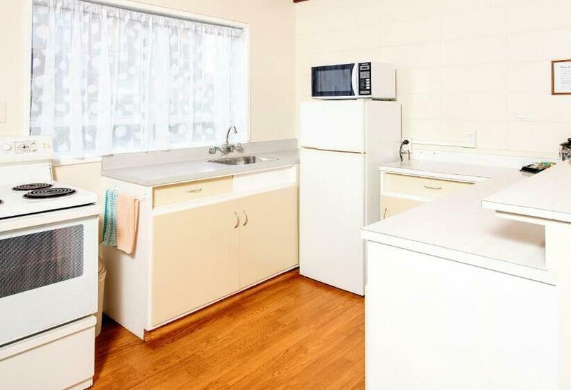 Апартаменты 2 Спальни, Tourist Court Motel