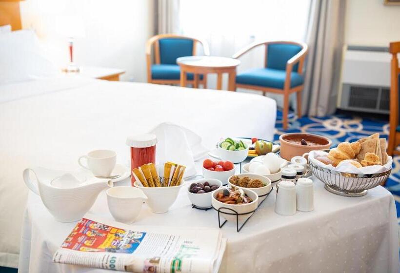 Номер Superior Вид на Сад, Radisson Blu Hotel, Yanbu