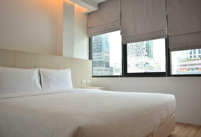 Quarto Economy, Rezt Bangkok