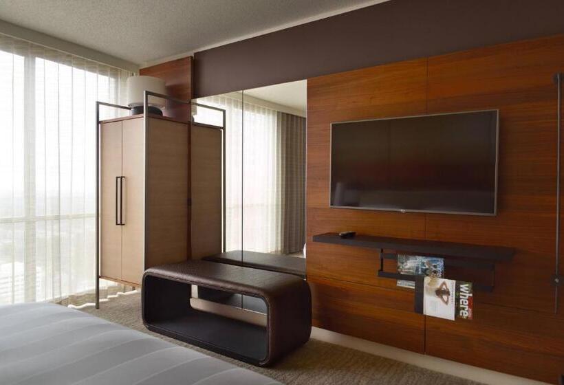 חדר סטנדרט עם מיטת קינג, Atlanta Marriott Marquis