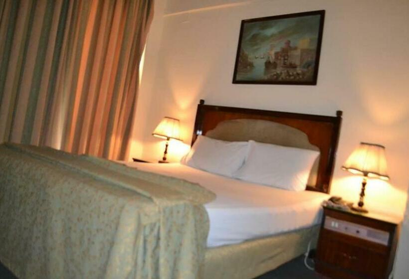 اتاق استاندارد یک نفره با چشم‌انداز دریا, Trio Hotel Kaoud Sporting