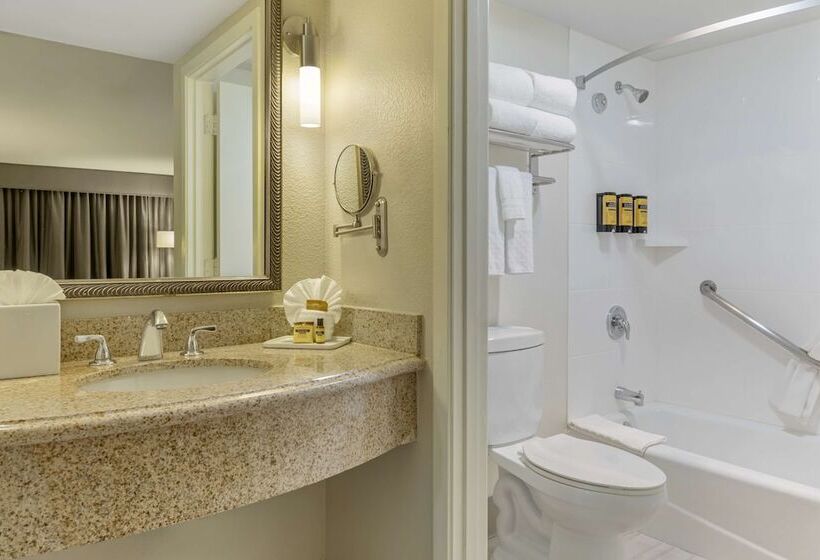 Номер бизнес-класса, Best Western Plus Executive Inn