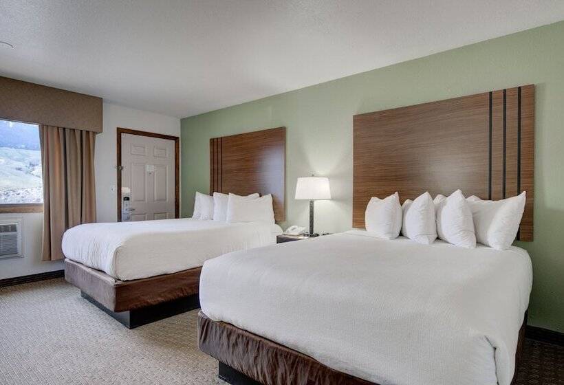 Номер Стандарт 2 Двуспальные Кровати, The Ridgeline Hotel At Yellowstone, Ascend Hotel Collection