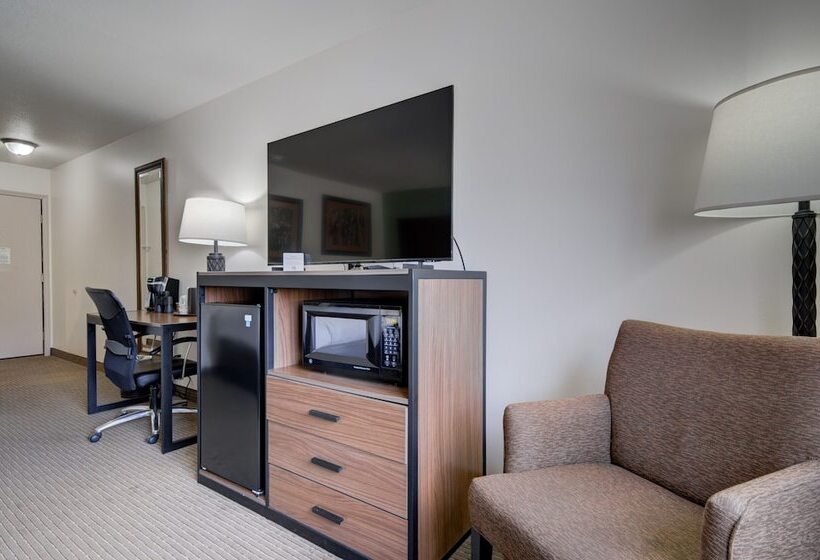 Номер Стандарт 2 Двуспальные Кровати, The Ridgeline Hotel At Yellowstone, Ascend Hotel Collection