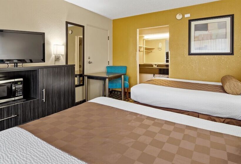 스탠다드 룸 더블 침대 2개, Best Western Executive Inn