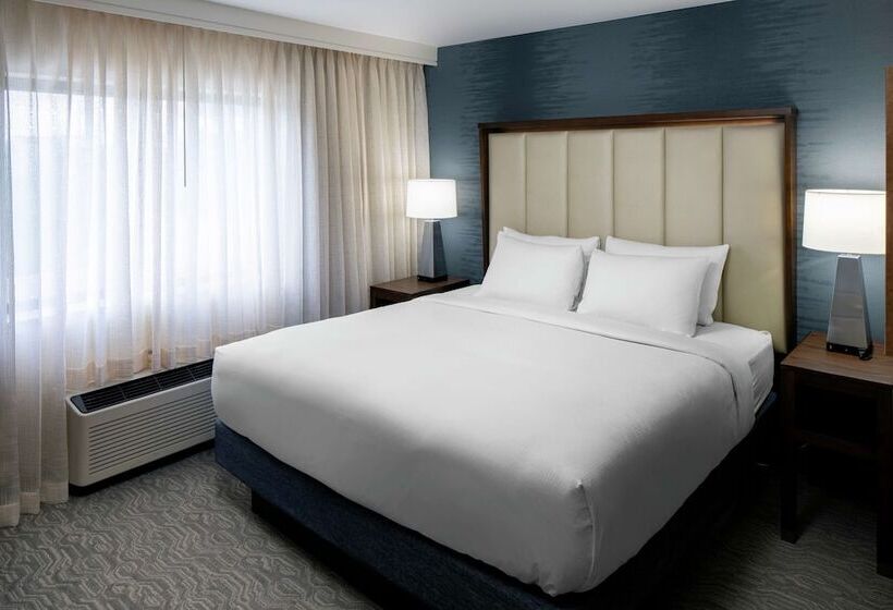 Люкс, Doubletree By Hilton Nashua