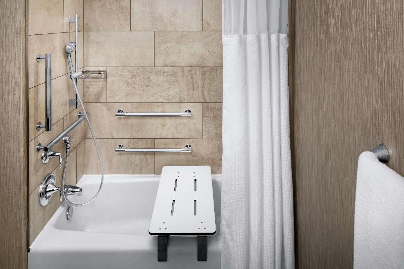 Стандартный Номер Кровать Кинг, Doubletree By Hilton Nashua