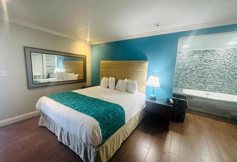 سوئیت با تخت بزرگ, Casa Blanca Hotel & Suites Orange Sr 55 Freeway, Near Honda Center, Chapman University, Disneyland
