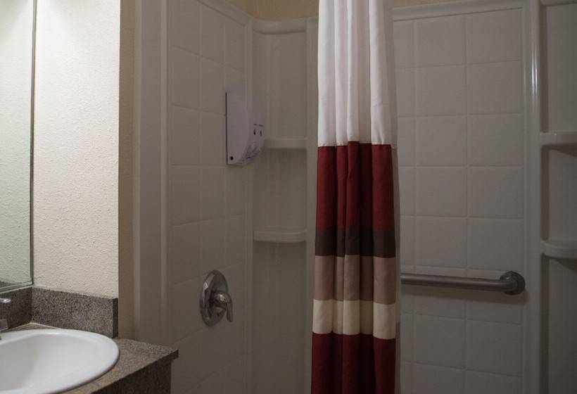 Номер Deluxe Адаптированный для Инвалидов, Red Roof Inn Blythe