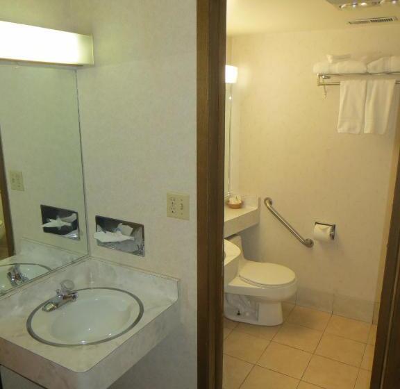 Номер Стандарт 2 Двуспальные Кровати, Ripon Welcome Inn And Suites