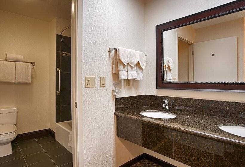 Номер Стандарт 2 Двуспальные Кровати, Surestay Plus Hotel By Best Western Susanville