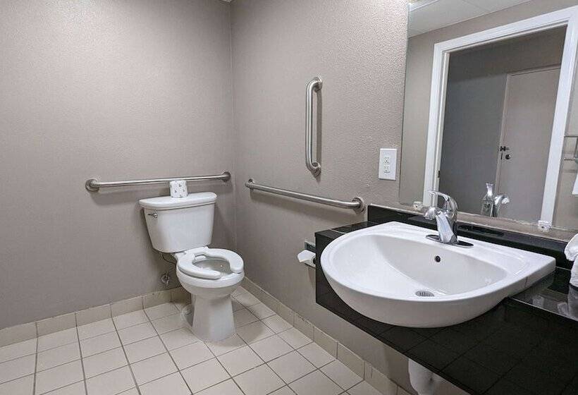 Номер Стандарт Адаптированный для Инвалидов, Motel 6framingham, Ma  Boston West