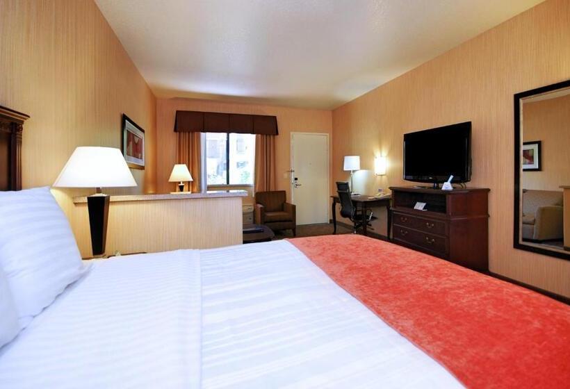 Люкс, Best Western San Dimas Hotel & Suites