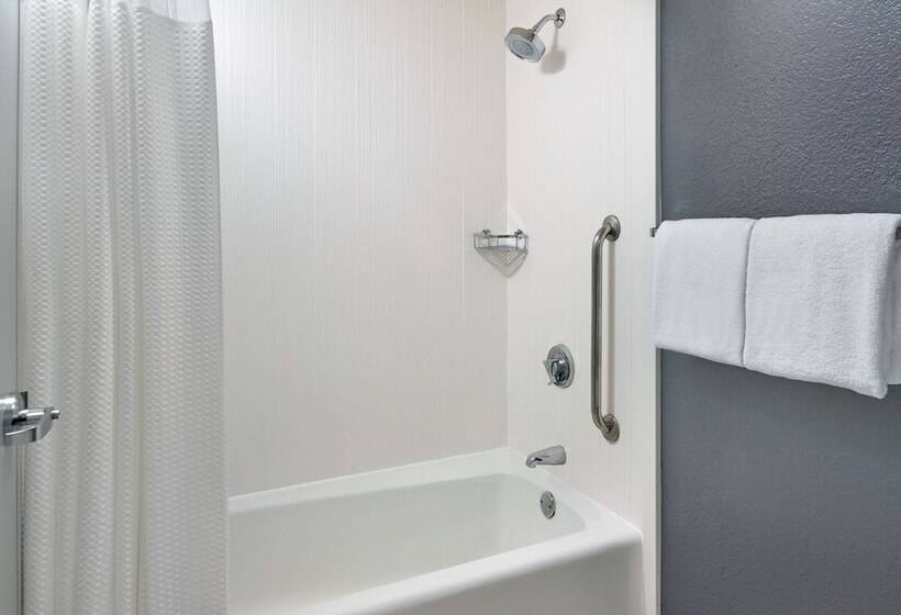 סוויטה, Courtyard By Marriott Augusta