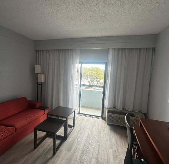 스탠다드 룸 킹사이즈 침대, Super 8 By Wyndham Dallas Love Field Airport