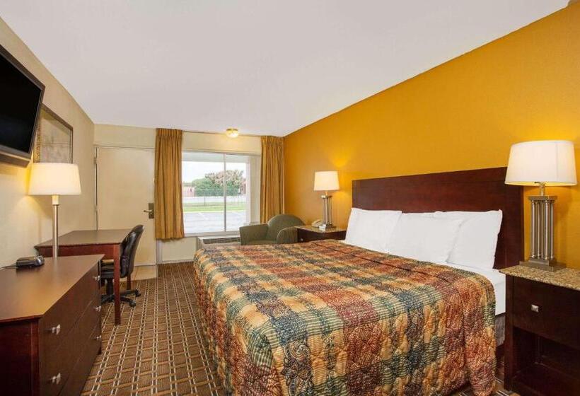 Номер Стандарт, Days Inn By Wyndham Chester