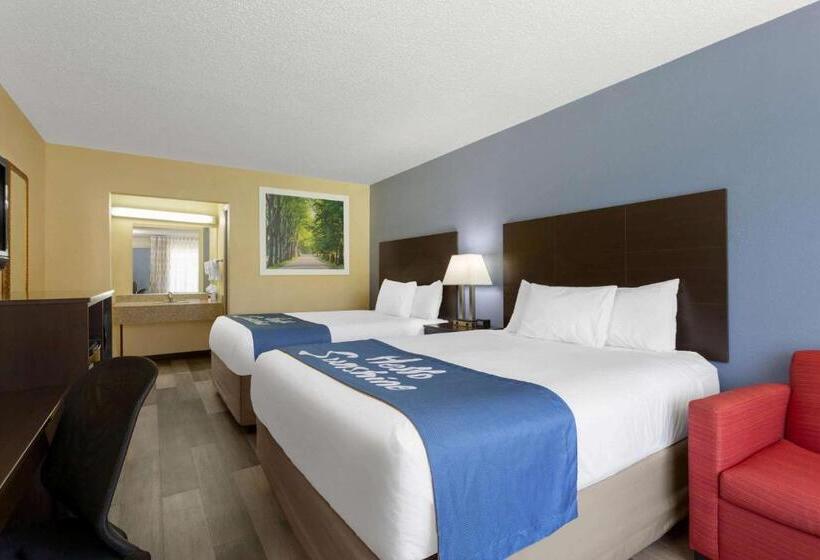 Номер Стандарт, Days Inn By Wyndham Greensboro Airport