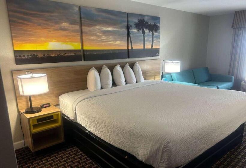 Номер Executive Кровать Кинг, Days Inn By Wyndham Port Charlotte Town Center