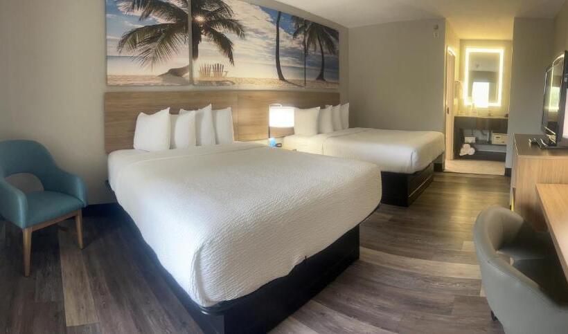 Номер Executive, Days Inn By Wyndham Port Charlotte Town Center