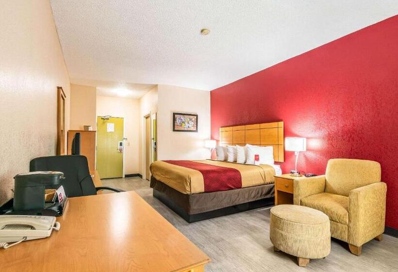 غرفة قياسية سرير كينج, Econo Lodge At Wanamaker