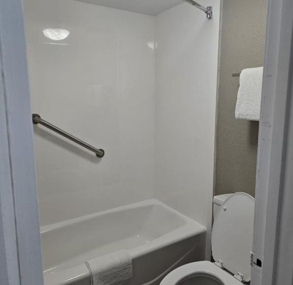 스탠다드 룸 더블 침대 2개, Americas Express Inn South Hill