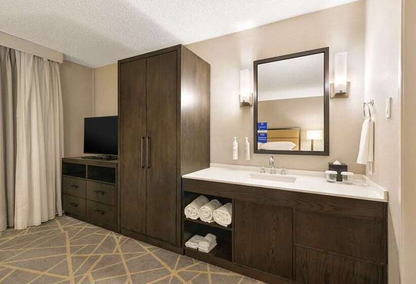 Люкс Кровать Кинг, Embassy Suites By Hilton Denver Tech Center North