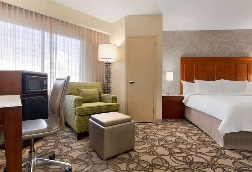 Family Suite, Embassy Suites By Hilton Kansas City Plaza