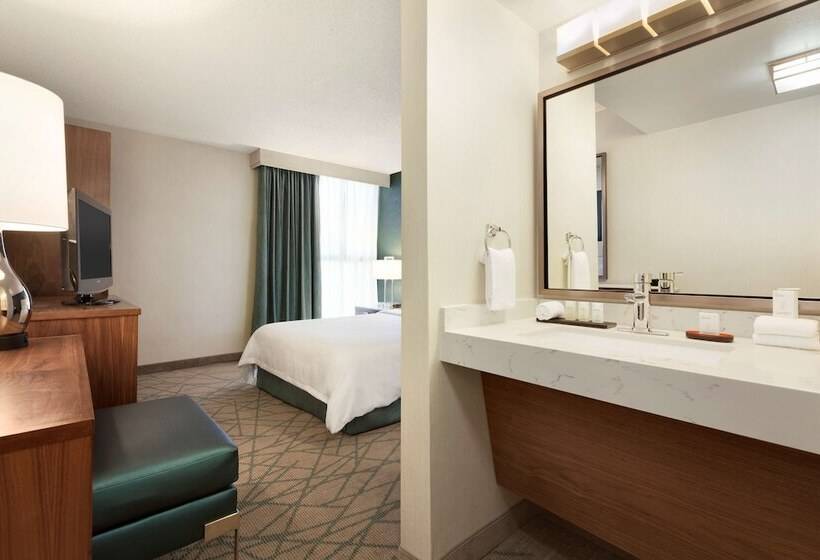 장애인을 위한 스위트, Embassy Suites By Hilton San Luis Obispo