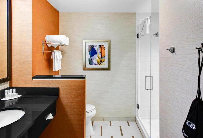 Президентский Люкс, Fairfield Inn & Suites By Marriott Cape Cod Hyannis
