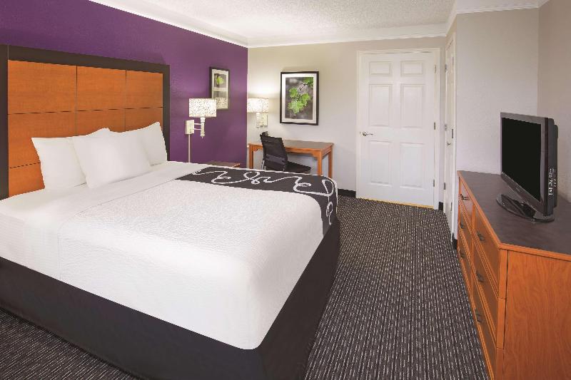 Номер Стандарт, Howard Johnson By Wyndham Sacramento Downtown