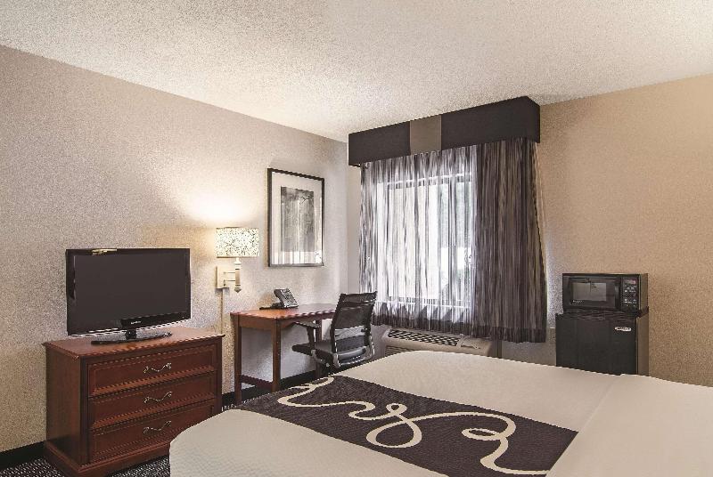 Номер Стандарт, Howard Johnson By Wyndham Sacramento Downtown