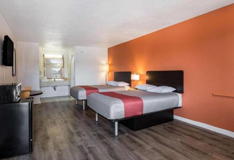 Четырехместный Номер Deluxe, Motel 6 Portsmouth, Va