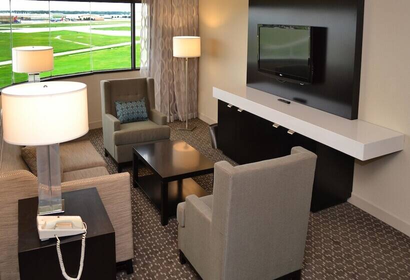 Suite, Doubletree By Hilton Houston Hobby Airport