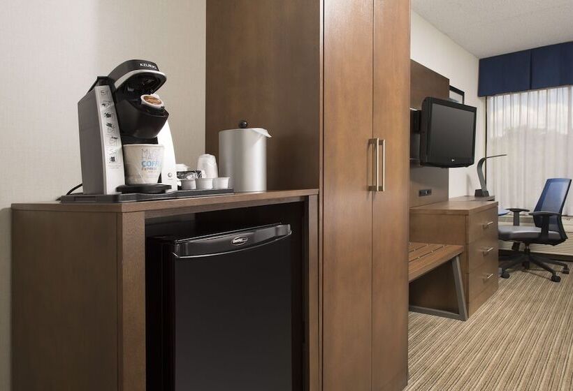 Номер Стандарт Двуспальная Кровать, Holiday Inn Express Andover North   Lawrence, An Ihg