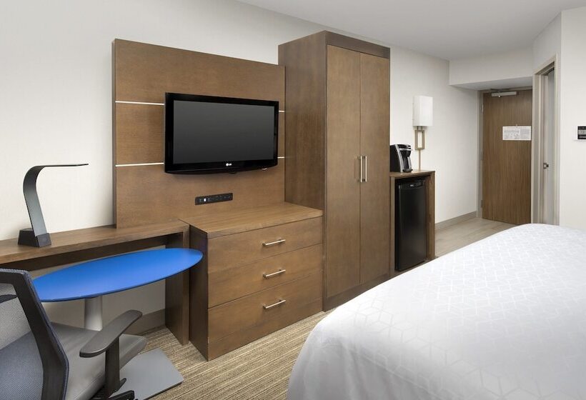 Номер Стандарт Двуспальная Кровать, Holiday Inn Express Andover North   Lawrence, An Ihg