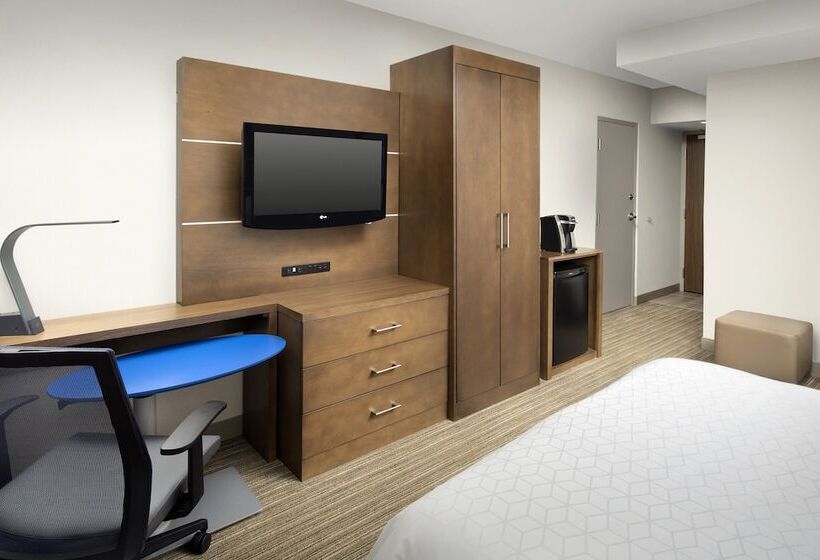 Номер Стандарт Двуспальная Кровать, Holiday Inn Express Andover North   Lawrence, An Ihg