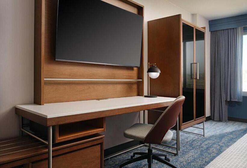 חדר סטנדרט עם מיטת קינג, Courtyard By Marriott San Diego Mission Valley/hotel Circle