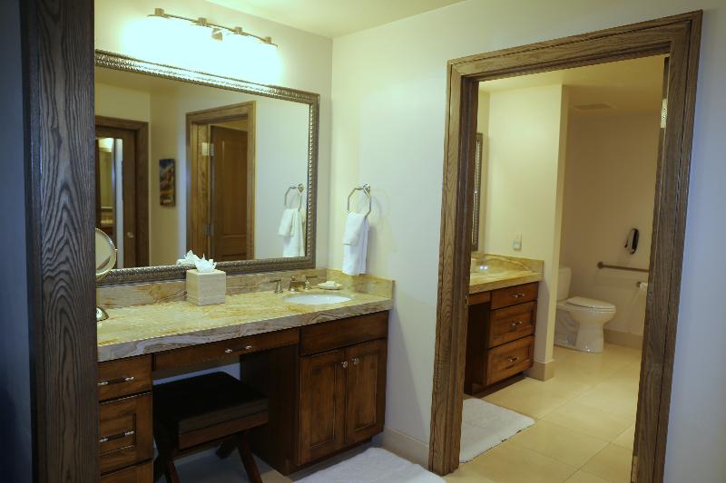 Apartament 2 Sypialnie, Howard Johnson By Wyndham Anaheim Hotel & Water Playground