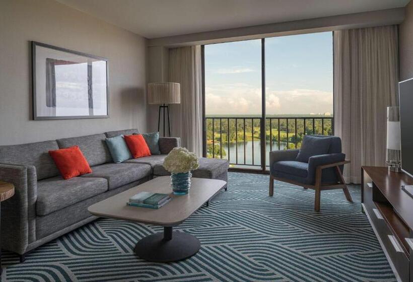 Полулюкс, Hyatt Regency Grand Cypress Resort