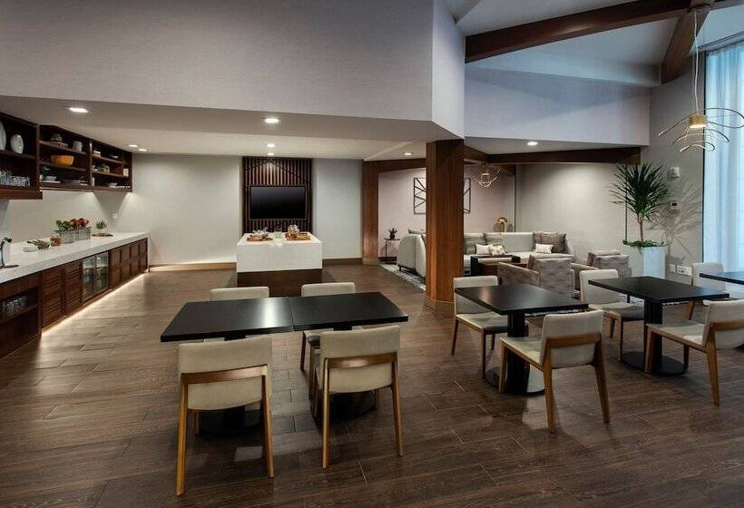 클럽 룸, Marriott Springfield Downtown