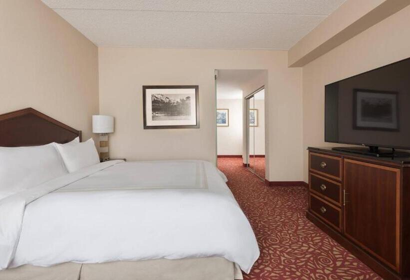 Номер Executive Кровать Кинг, Columbus Airport Marriott