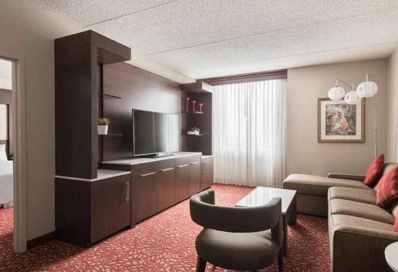 Люкс Кровать Кинг, Columbus Airport Marriott