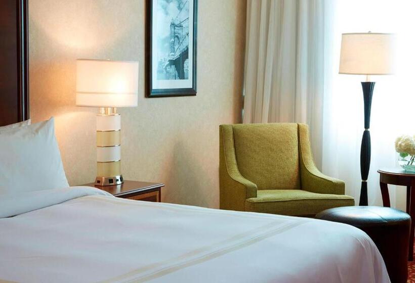 Номер Стандарт Двуспальная Кровать, Columbus Airport Marriott