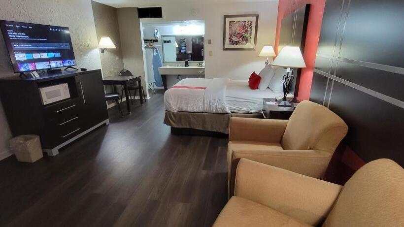 חדר סטנדרט עם מיטת קווין, Ramada By Wyndham Mountain Home