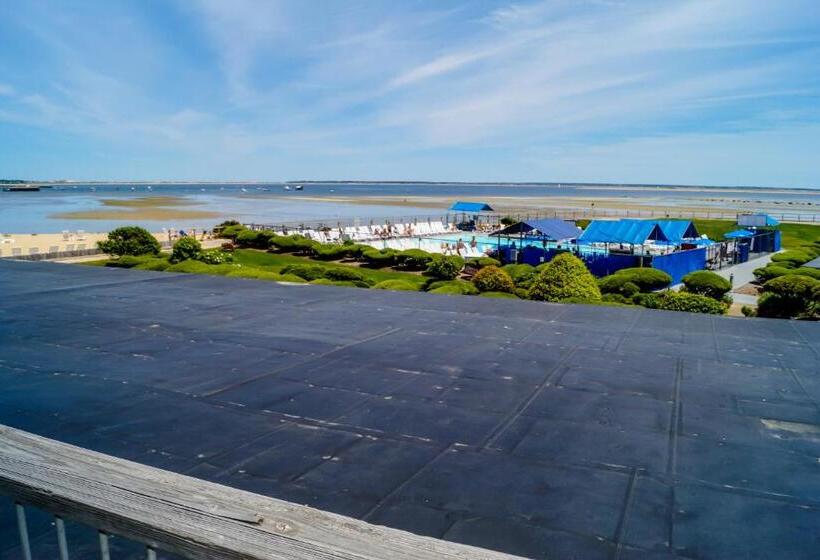 스탠다드 룸 풀장 전망, Provincetown Inn