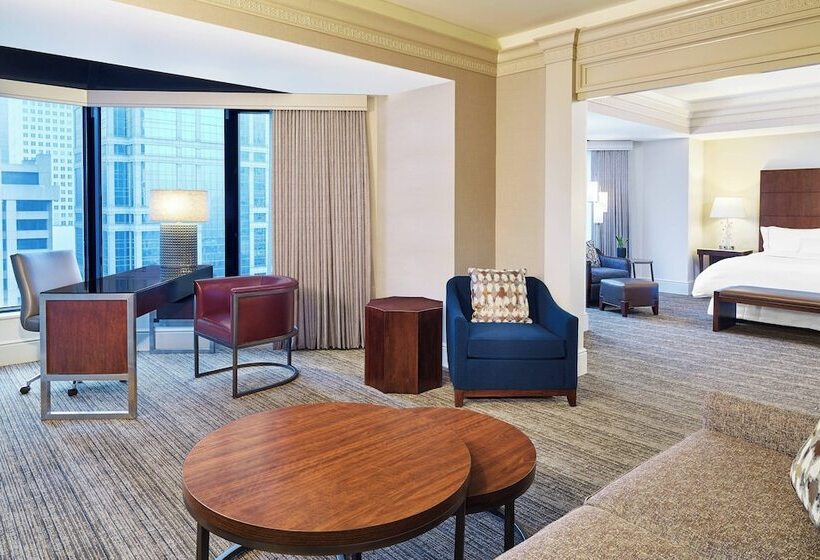 Deluxe Suite, The Westin Chicago River North