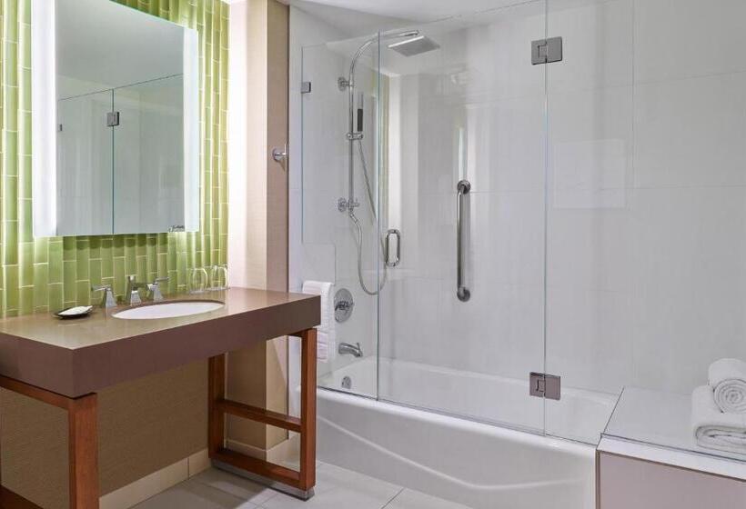 Junior Suite King Size Bed, The Westin San Diego Gaslamp Quarter
