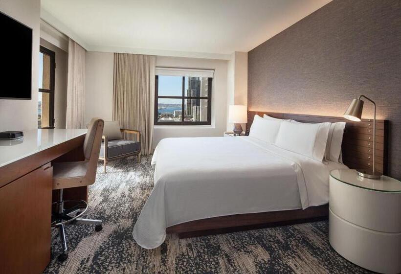 Suite King Size Bed, The Westin San Diego Gaslamp Quarter